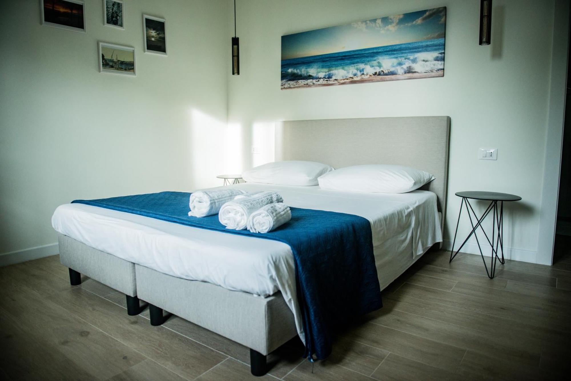 Divina Perla Bed and Breakfast Pulsano Exteriör bild